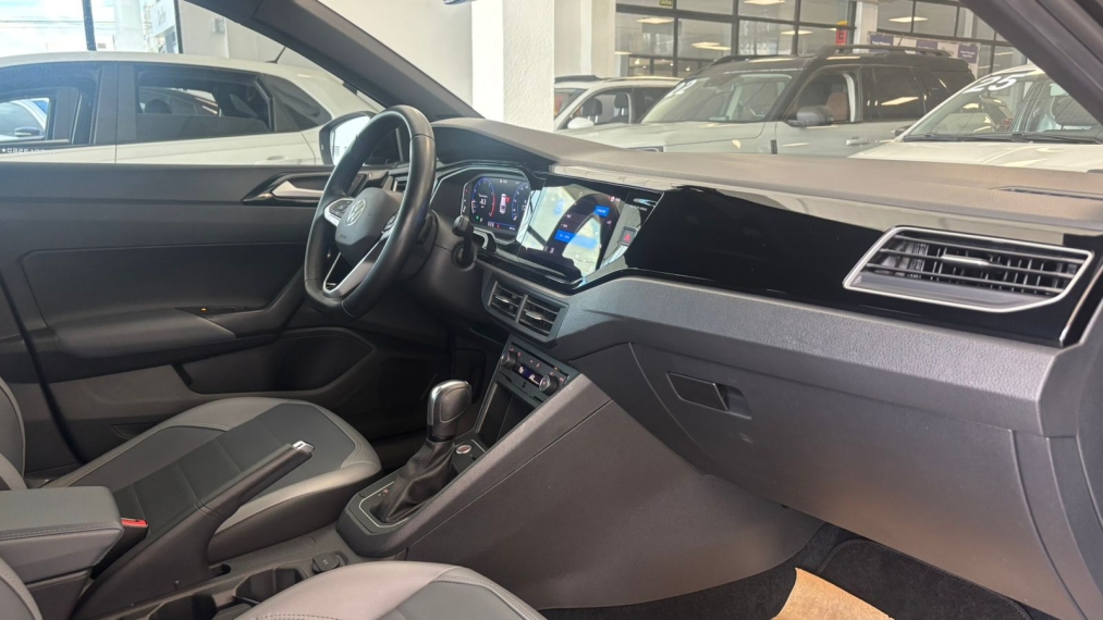 volkswagen nivus 1.0 200 tsi total flex highline automatico 4p 20218