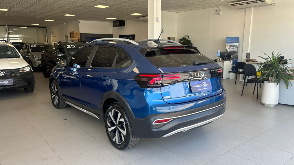 volkswagen nivus 1.0 200 tsi total flex highline automatico 4p 202413
