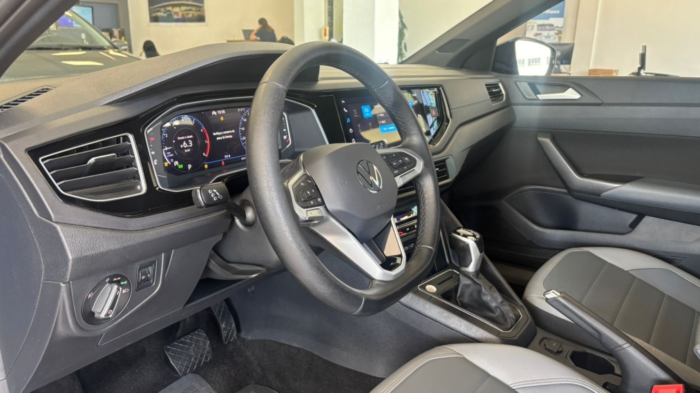 volkswagen nivus 1.0 200 tsi total flex highline automatico 4p 20244