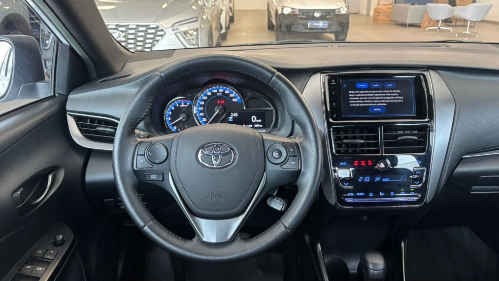 toyota yaris 1.5 16v flex xs connect multidrive 4p automatico 20236