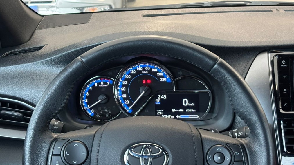 toyota yaris 1.5 16v flex xs connect multidrive 4p automatico 20235