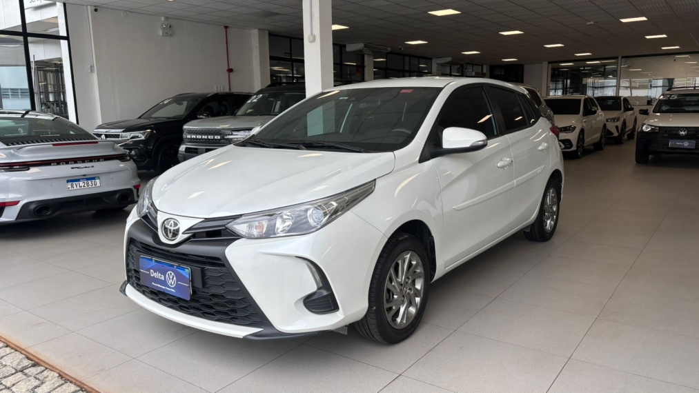 toyota yaris 1.5 16v flex xs connect multidrive 4p automatico 2023