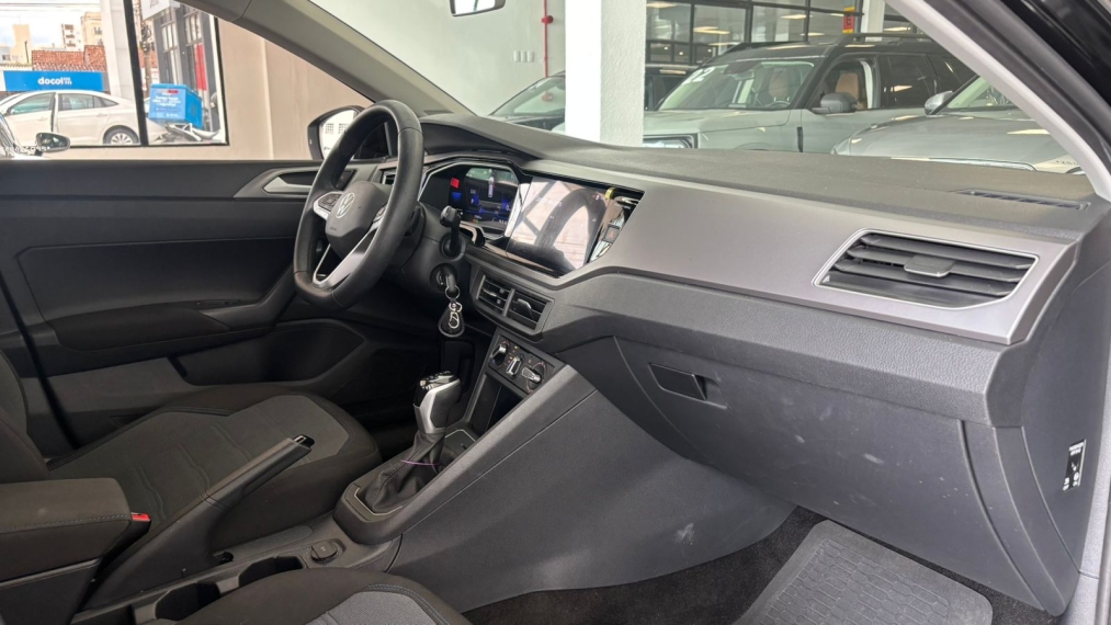 volkswagen nivus 1.0 200 tsi total flex comfortline automatico 4p 20239