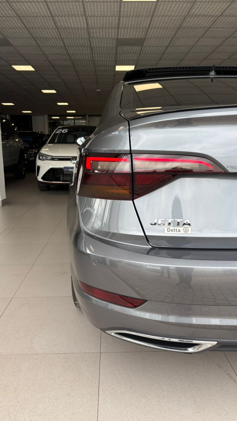 volkswagen jetta 1.4 250 tsi total flex r-line tiptronic 4p automatico 202011