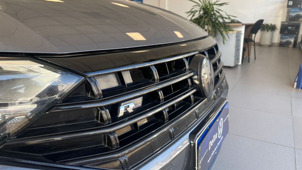 volkswagen jetta 1.4 250 tsi total flex r-line tiptronic 4p automatico 20193