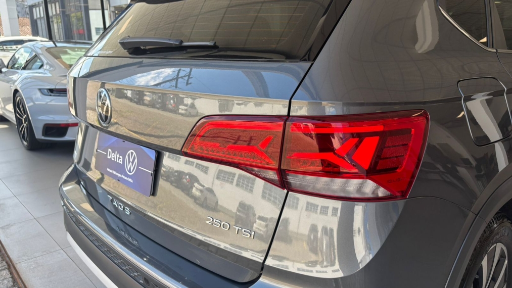 volkswagen taos 1.4 250 tsi total flex highline automatico 4p 202312