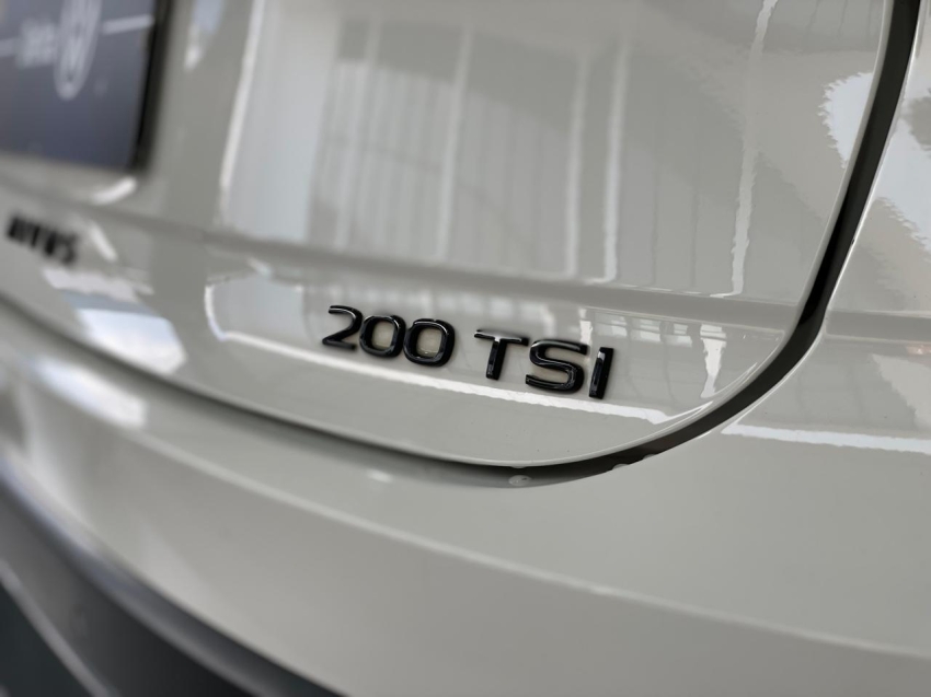 volkswagen nivus 1.0 200 tsi total flex highline automatico 4p 202316