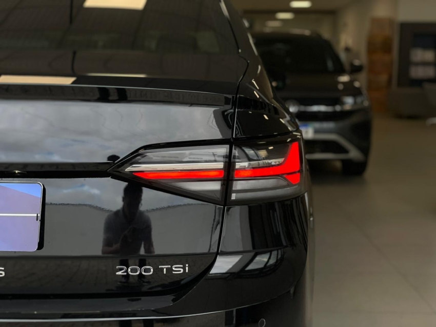 volkswagen virtus 1.0 200 tsi highline automatico flex 4p 202515