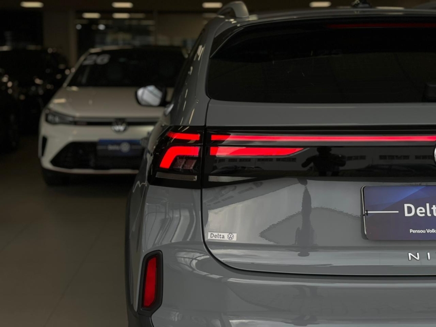 volkswagen nivus 1.0 200 tsi total flex highline automatico 4p 202616