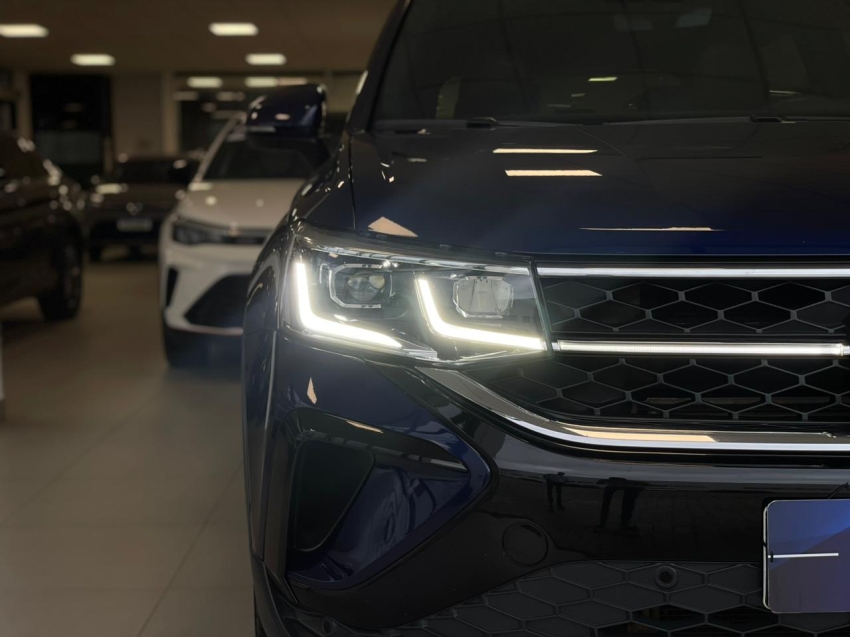 volkswagen taos 1.4 250 tsi total flex highline automatico 4p 20233