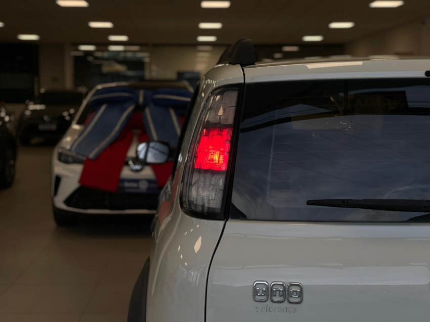 fiat uno 1.4 evo way 8v flex 4p automatizado semiautomatico 201614