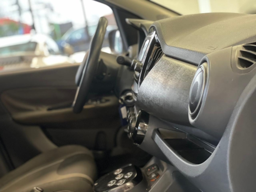 fiat uno 1.4 evo way 8v flex 4p automatizado semiautomatico 201610