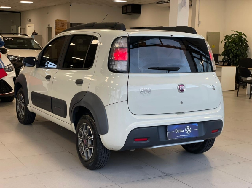 fiat uno 1.4 evo way 8v flex 4p automatizado semiautomatico 201616