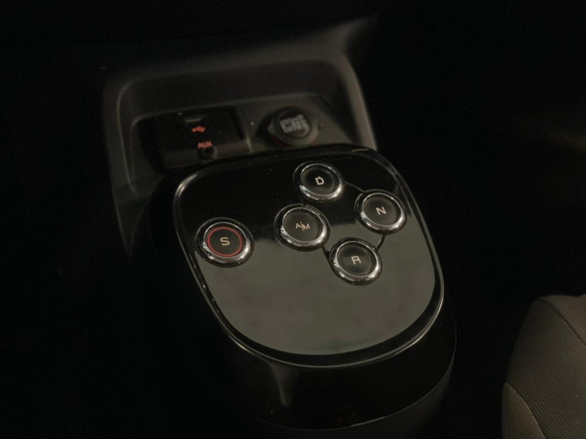 fiat uno 1.4 evo way 8v flex 4p automatizado semiautomatico 201611