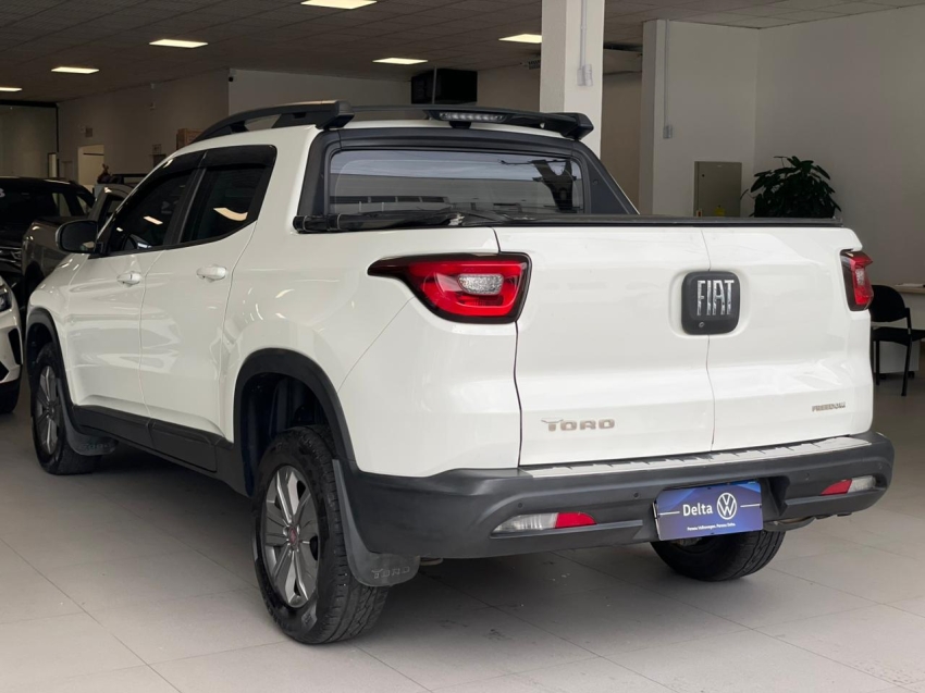 fiat toro 1.8 16v evo flex freedom at6 4p automatico 202015