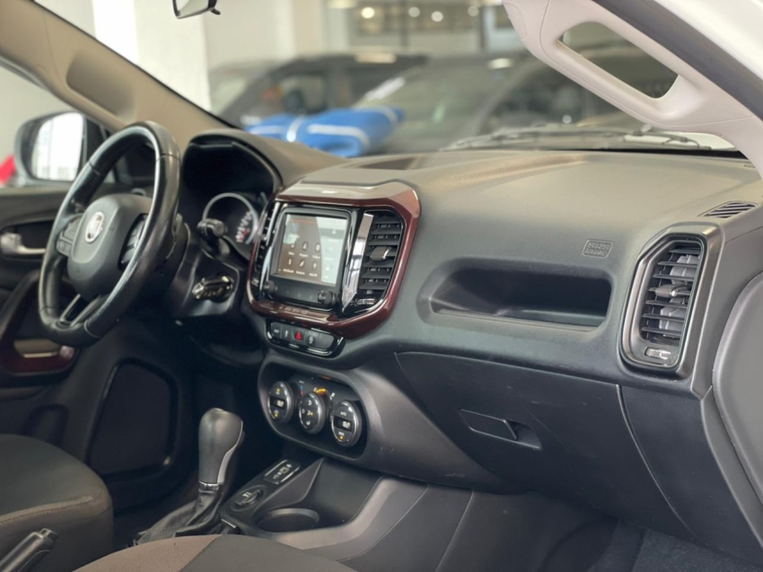 fiat toro 1.8 16v evo flex freedom at6 4p automatico 202010