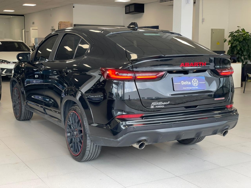 fiat fastback 1.3 turbo 270 flex abarth at6 4p automatico 202418