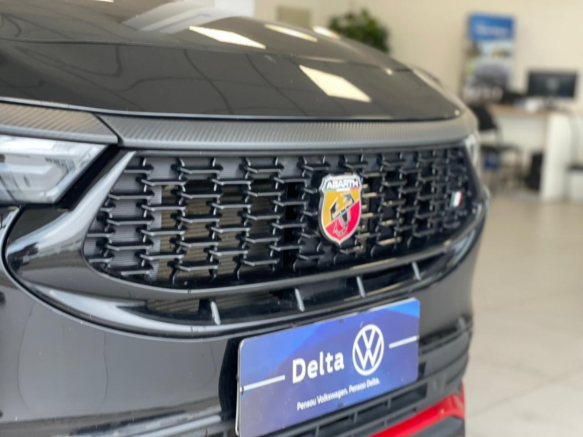 fiat fastback 1.3 turbo 270 flex abarth at6 4p automatico 20244