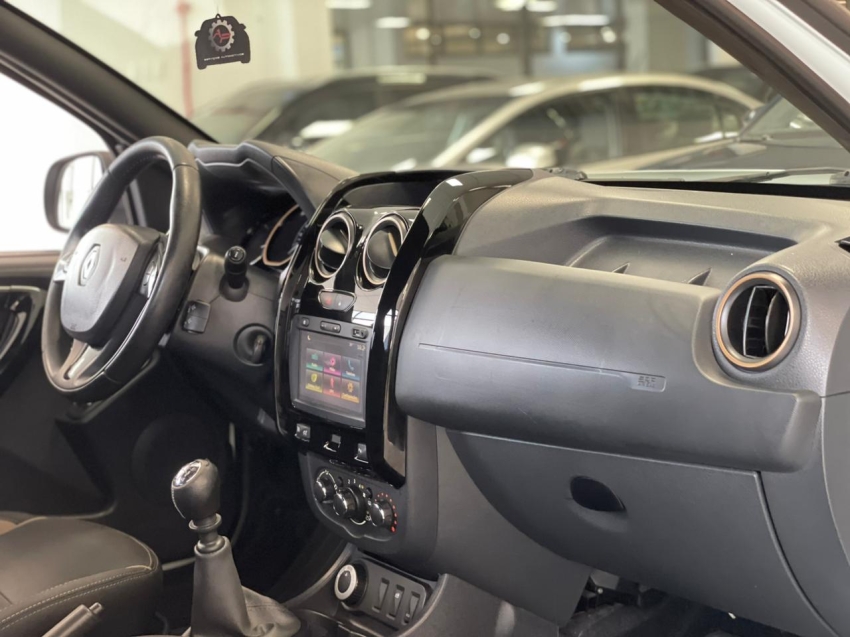 renault duster 2.0 dakar 4x4 16v flex 4p manual 201613