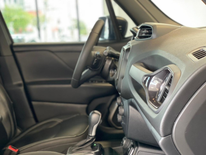 jeep renegade 1.3 t270 turbo flex s 4x4 at9 4p automatico 202312