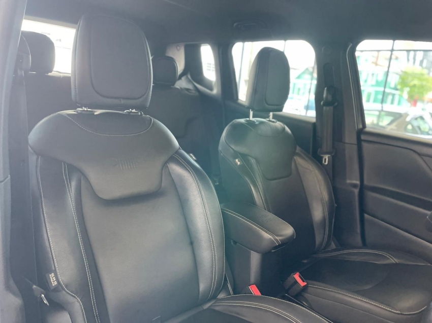 jeep renegade 1.3 t270 turbo flex s 4x4 at9 4p automatico 202313