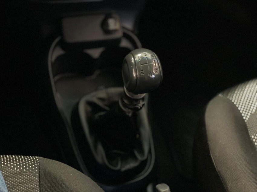 fiat mobi 1.0 evo flex like. manual 4p 202011