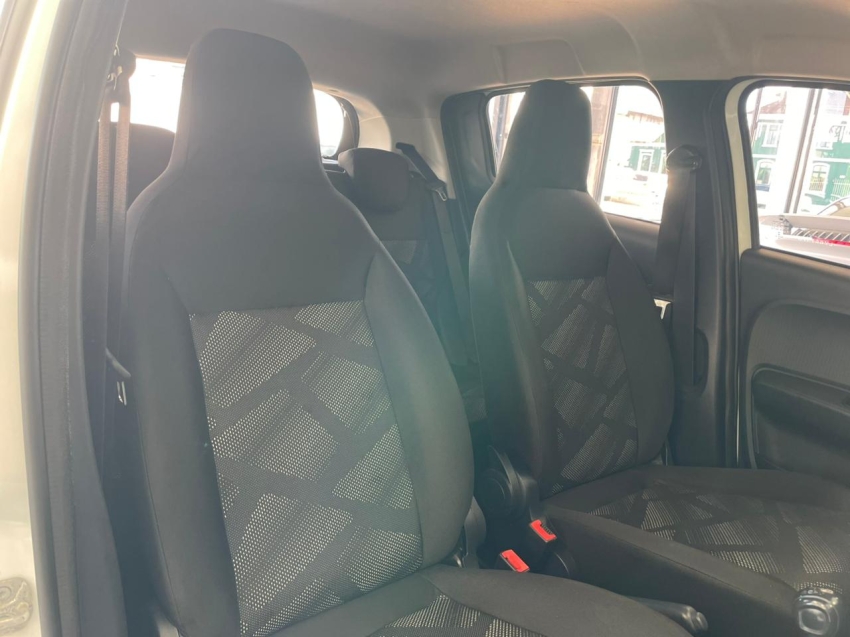 fiat mobi 1.0 evo flex like. manual 4p 202013