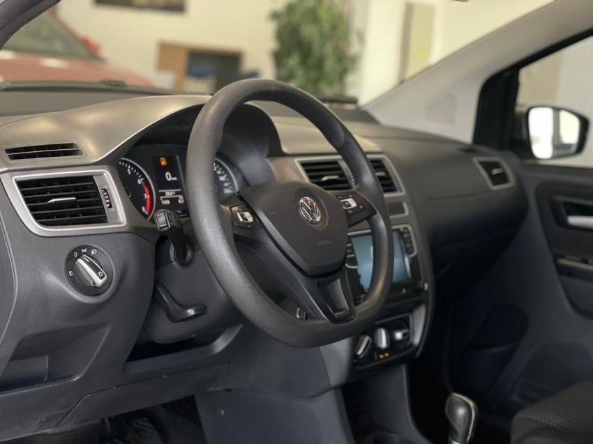 volkswagen fox 1.6 msi total flex connect 4p i-motion semiautomatico 20197