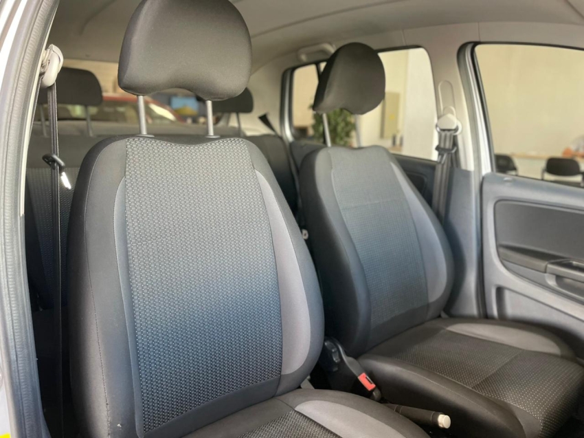 volkswagen fox 1.6 msi total flex connect 4p i-motion semiautomatico 201912