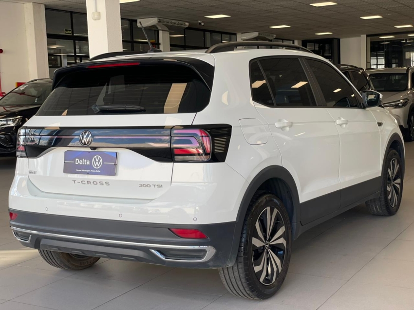 volkswagen t-cross 1.0 200 tsi total flex comfortline automatico 4p 202317