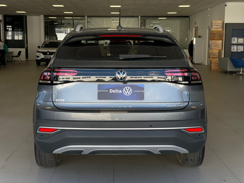 volkswagen nivus 1.0 200 tsi total flex highline automatico 4p 202317