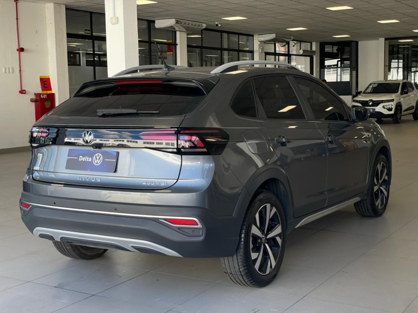 volkswagen nivus 1.0 200 tsi total flex highline automatico 4p 202318