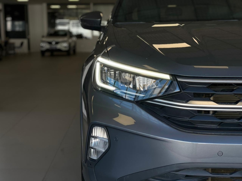 volkswagen nivus 1.0 200 tsi total flex highline automatico 4p 20233