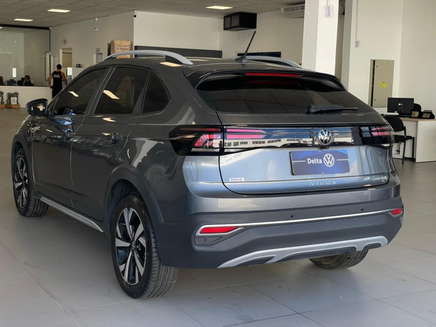 volkswagen nivus 1.0 200 tsi total flex highline automatico 4p 202316