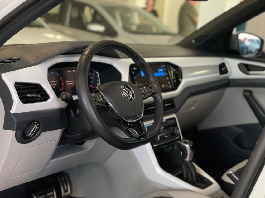 volkswagen t-cross 1.4 250 tsi total flex highline automatico 4p 20215