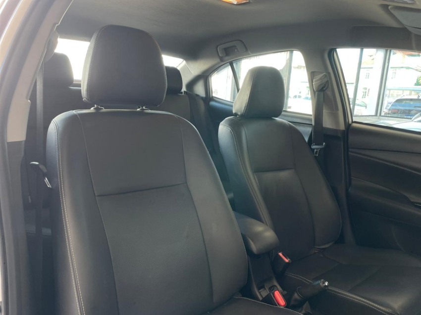 toyota yaris 1.5 16v flex sedan xs multidrive 4p automatico 202012