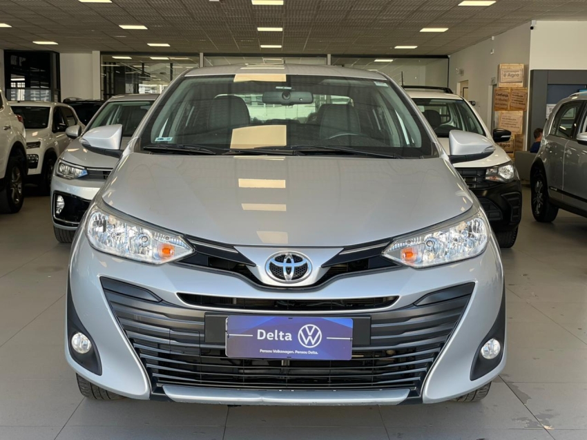 toyota yaris 1.5 16v flex sedan xs multidrive 4p automatico 20201