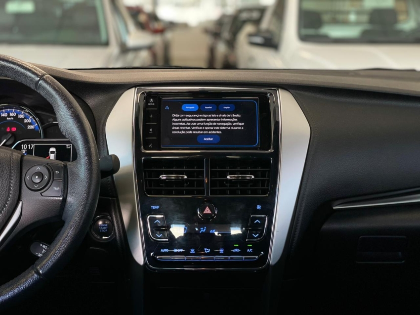 toyota yaris 1.5 16v flex sedan xs multidrive 4p automatico 20209