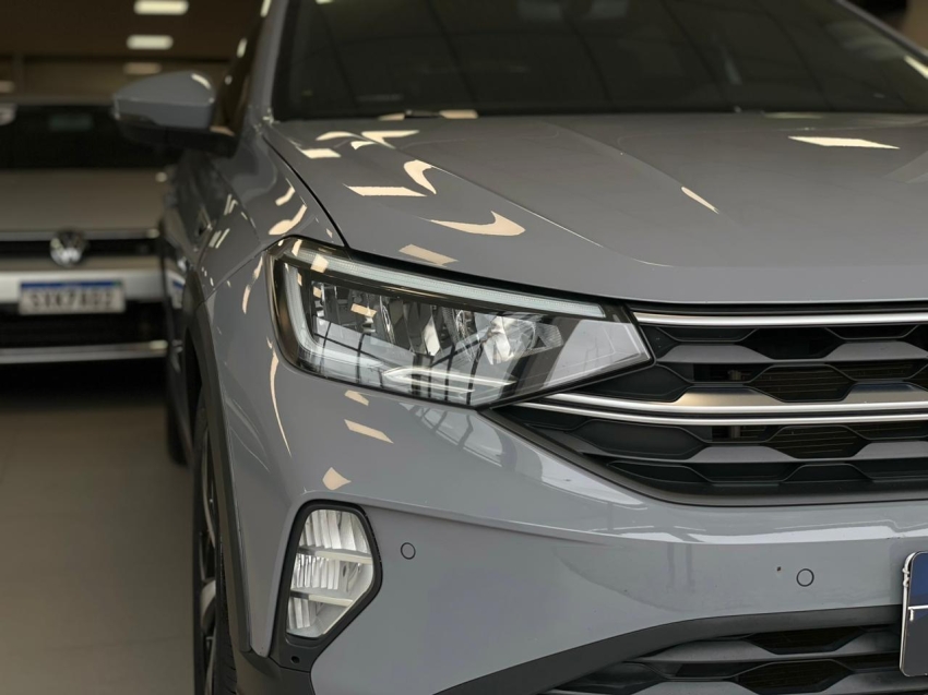 volkswagen nivus 1.0 200 tsi total flex highline automatico 4p 20213