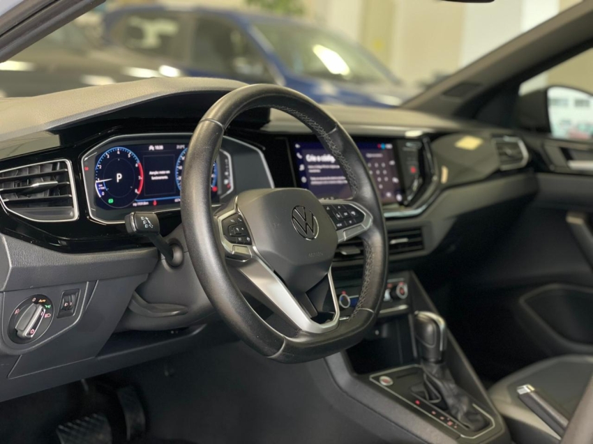 volkswagen nivus 1.0 200 tsi total flex highline automatico 4p 20215