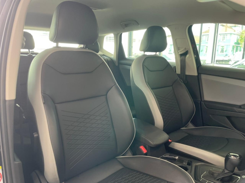 volkswagen taos 1.4 250 tsi total flex comfortline automatico 4p 202312