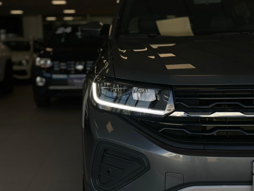volkswagen t-cross 1.0 200 tsi total flex comfortline automatico 4p 20263