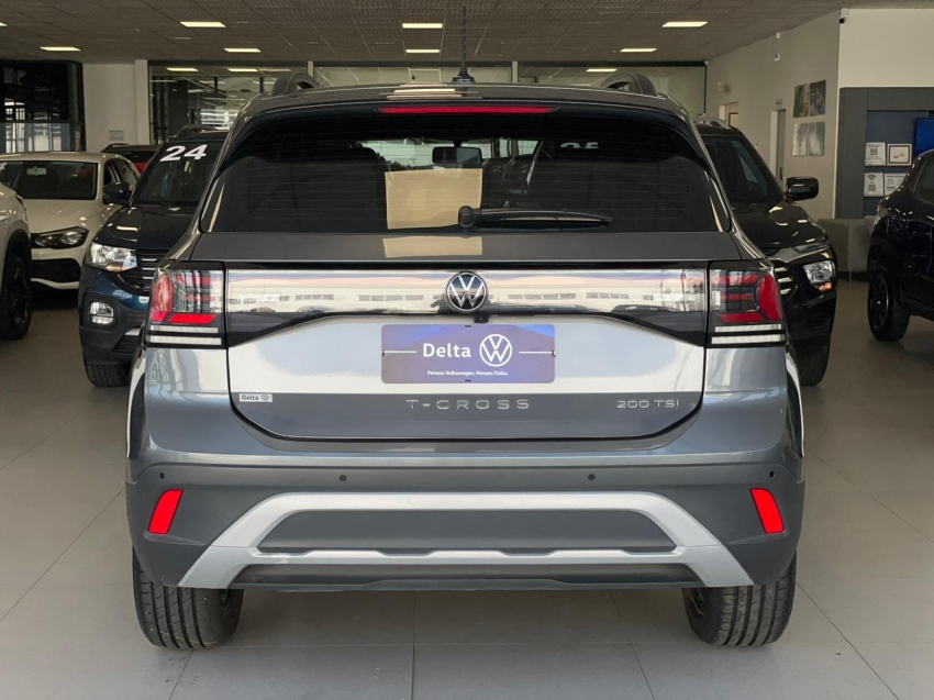 volkswagen t-cross 1.0 200 tsi total flex comfortline automatico 4p 202617
