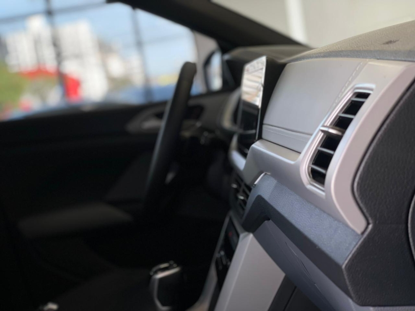 volkswagen t-cross 1.0 200 tsi total flex comfortline automatico 4p 202611
