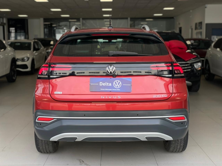 volkswagen nivus 1.0 200 tsi total flex highline automatico 4p 202117