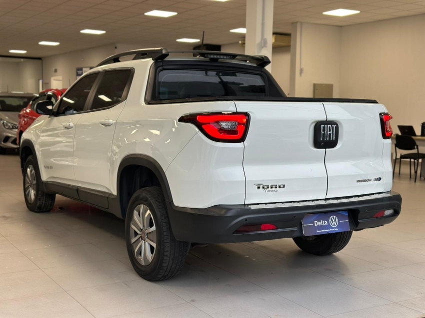 fiat toro 1.8 16v evo flex freedom open edition at6 4p automatico 201715