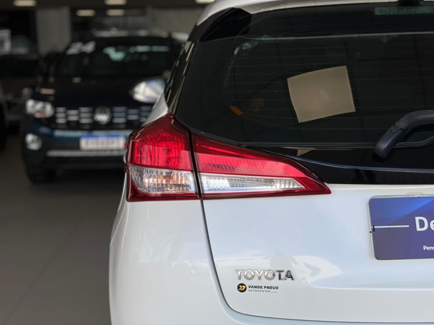 toyota yaris 1.3 16v flex xl plus tech multidrive 4p automatico 201913