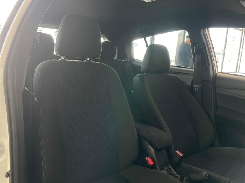 toyota yaris 1.3 16v flex xl plus tech multidrive 4p automatico 201912