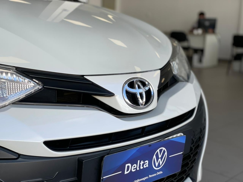 toyota yaris 1.3 16v flex xl plus tech multidrive 4p automatico 20194