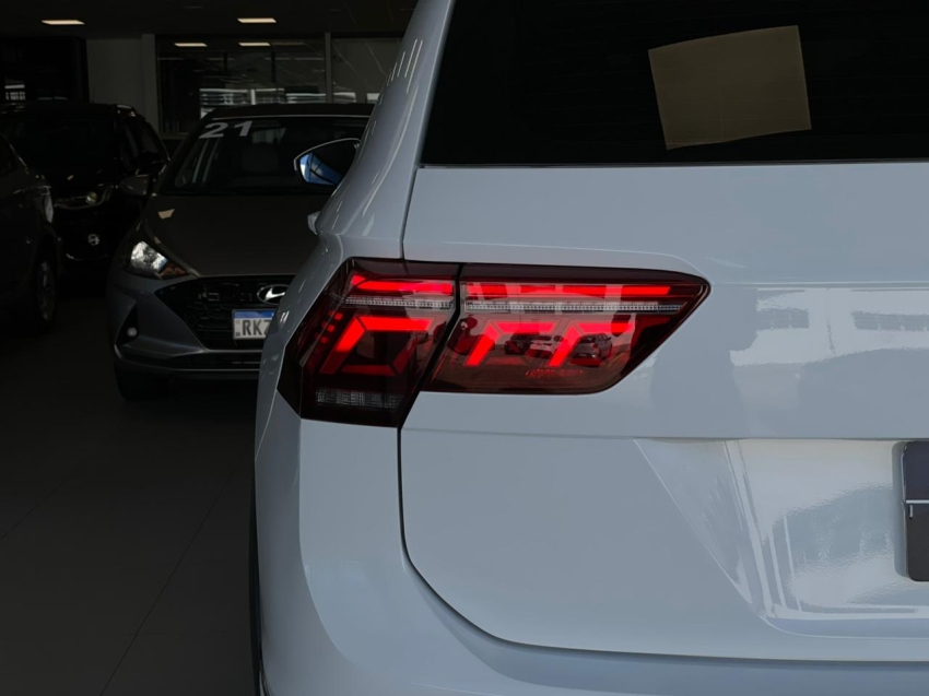 volkswagen tiguan 2.0 300 tsi gasolina allspace r-line automatico flex 4p 202515